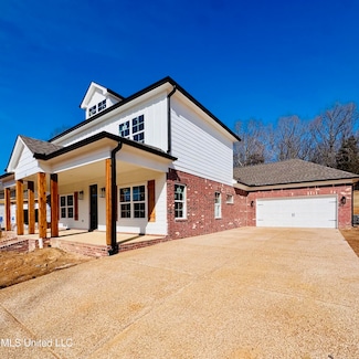 1192 Creekside Ln, Hernando, MS 38632