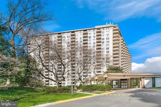 5225 Pooks Hill Rd, Bethesda, MD 20814