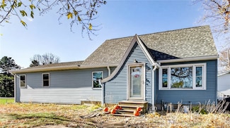 1028 Woodward Ave, Chippewa Falls, WI 54729