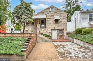 2220 Forster St, Harrisburg, PA 17103