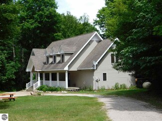 5100 Six Mile Lake Rd, Ellsworth, MI 49729