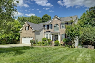 12125 Mountainside Ln, Charlotte, NC 28278