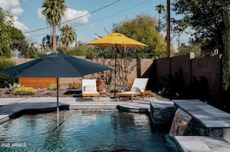 5541 E Cheery Lynn Rd, Phoenix, AZ 85018