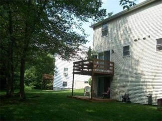 22 Northwoods Cir, Woburn, MA 01801