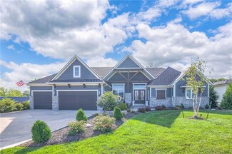 14 Buffalo Ridge Dr, Lake Winnebago, MO 64034