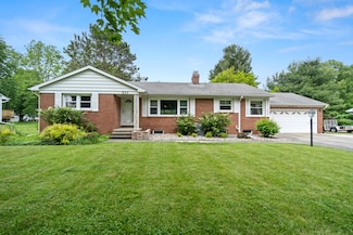 833 S Lansing St, Mason, MI 48854