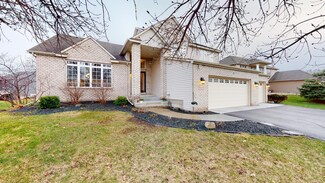 9607 Laforet Dr, Eden Prairie, MN 55347