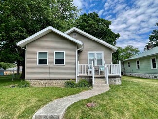 819 S Morgan St, Bluffton, IN 46714