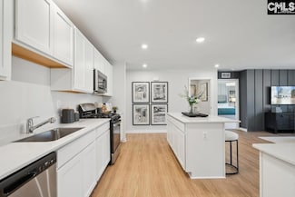 144 Kingfield Dr, Hopkins, SC 29061