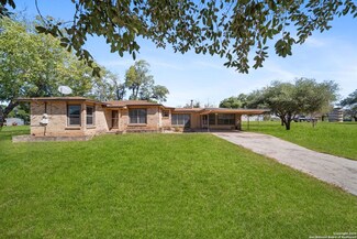 12055 Fm 1346, Saint Hedwig, TX 78152