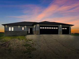 1623 W42, Ossian, IA 52161