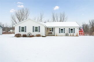 516 Gilmore Rd, Brockport, NY 14420