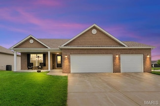 315 Independence Ave, Waterloo, IL 62298
