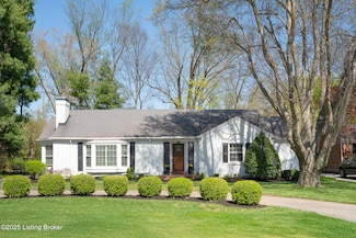 121 Blankenbaker Ln, Louisville, KY 40207