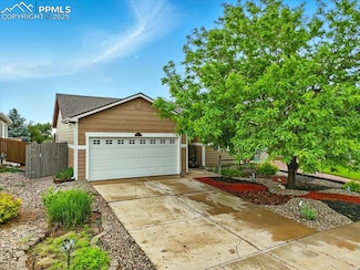 7769 Barn Owl Dr, Fountain, CO 80817