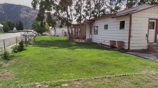 201 3rd St S, Brewster, WA 98812