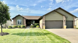 1874 N Kentucky Ct, Wichita, KS 67235
