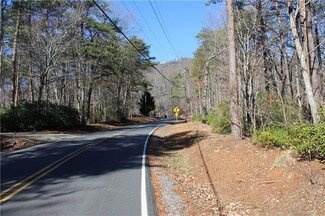 000 White Oak Mountain Rd, Columbus, NC 28722
