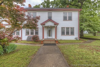 1750 W 40th St, Tulsa, OK 74107