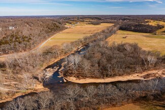 000 Equine Valley Rd, Cass Township, MO 65714