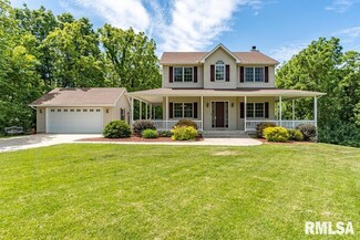 1042 Woodland Knolls Rd, Metamora, IL 61548