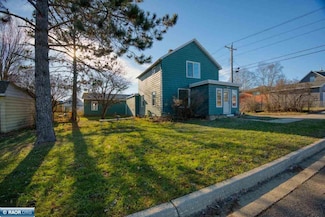 109 Florida Ave E, Gilbert, MN 55741