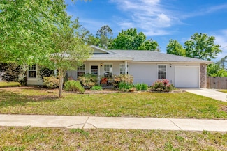 3613 Burton Cir, Navarre, FL 32566