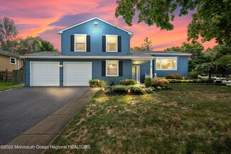 2 Cobblestone Ct, Howell, NJ 07731