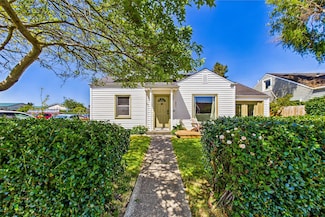 1896 Blakeslee Ave, Arcata, CA 95521