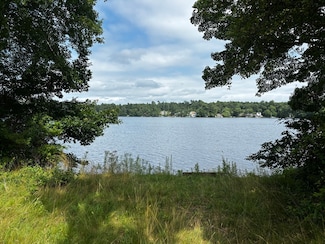 43 Stetson Ave, Pembroke, MA 02359