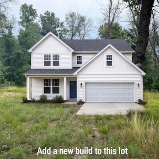 102 E Peoria Ave, Idlewild, MI 49642