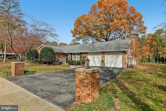 836 Derby Farms Dr, Severn, MD 21144