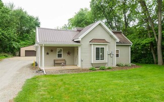 522 E Main St, West Branch, IA 52358