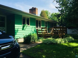 806 24th St, Cloquet, MN 55720