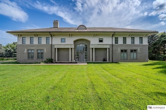 412 N 96th St, Omaha, NE 68114