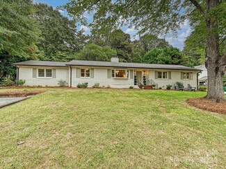 5913 Sharon View Rd, Charlotte, NC 28226