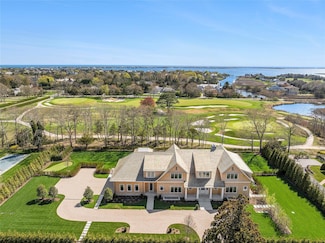 171 Oneck Ln, Westhampton Beach, NY 11978