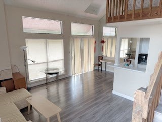 8443 Sands Point Dr, Houston, TX 77036