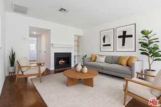 5322 Colodny Dr Unit 9, Agoura Hills, CA 91301