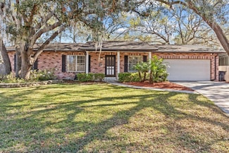 2207 Boxwood Way, Brandon, FL 33511
