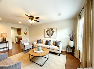 4545 Hoeneke St Unit 303, Kirby, TX 78219