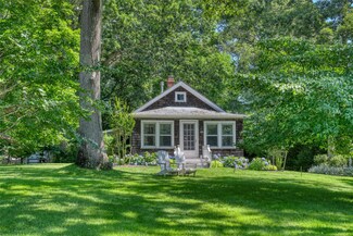 4075 Pequash Ave, Cutchogue, NY 11935