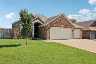 1101 NE 33rd Terrace, Moore, OK 73160