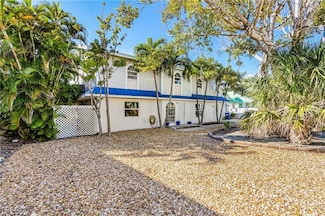 135 Delmar Ave Unit C, Fort Myers Beach, FL 33931