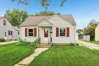3854 E Birchwood Ave, Cudahy, WI 53110