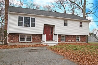 17 Vernon St, Woburn, MA 01801