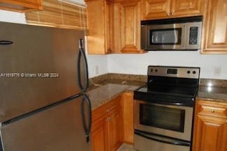 1482 Lake Crystal Dr Unit H, West Palm Beach, FL 33411