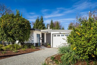 2436 Laura Ln, Mountain View, CA 94043