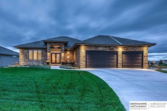 18652 Webster Cir, Elk Horn, NE 68022
