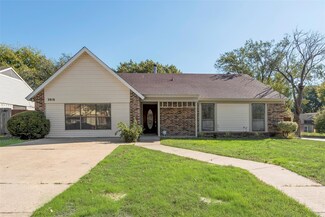 3818 Inwood Ct, Grand Prairie, TX 75052